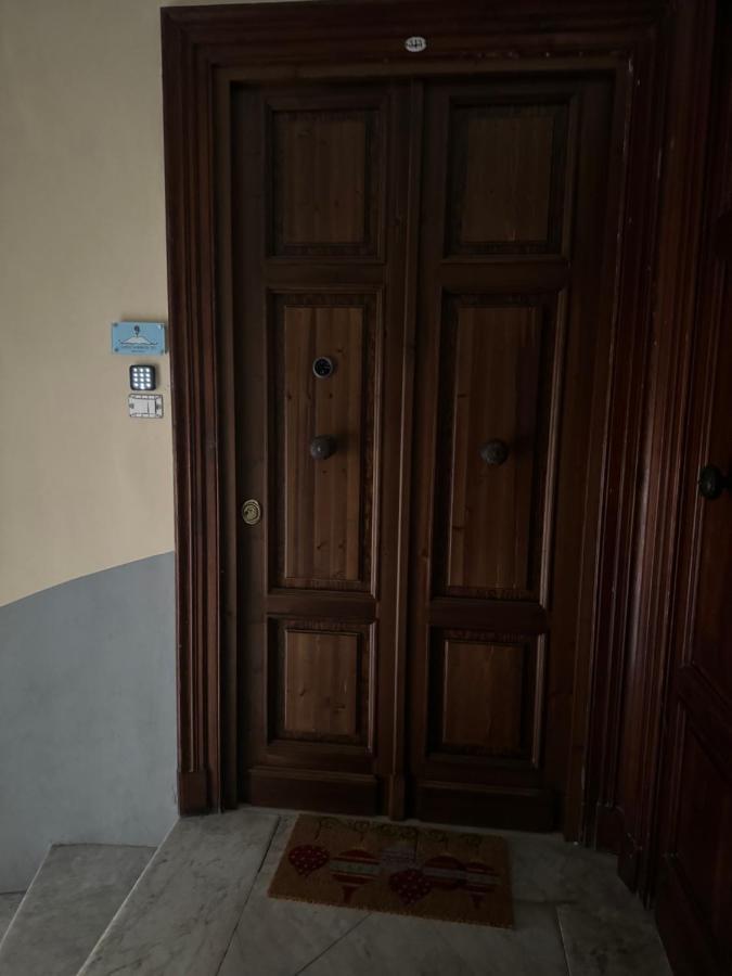 B&B Corso Garibaldi 165 Napoli Dış mekan fotoğraf